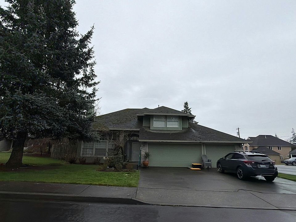1st image of 2401 NE 145th Cir