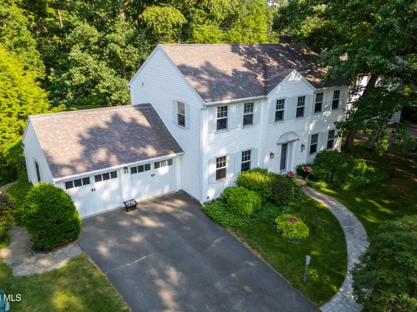 24 Placid Lane, Glenmont, NY 12077