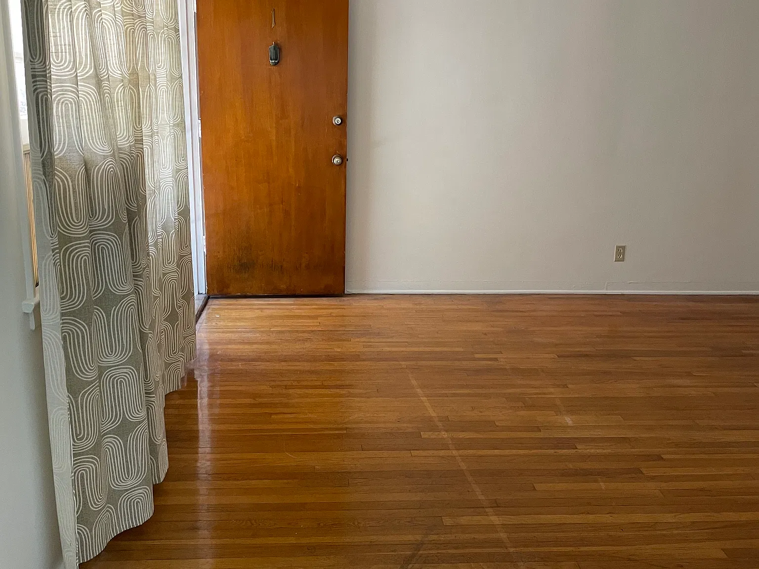 1 bed, 750 sqft, $2,195 — Photo 1