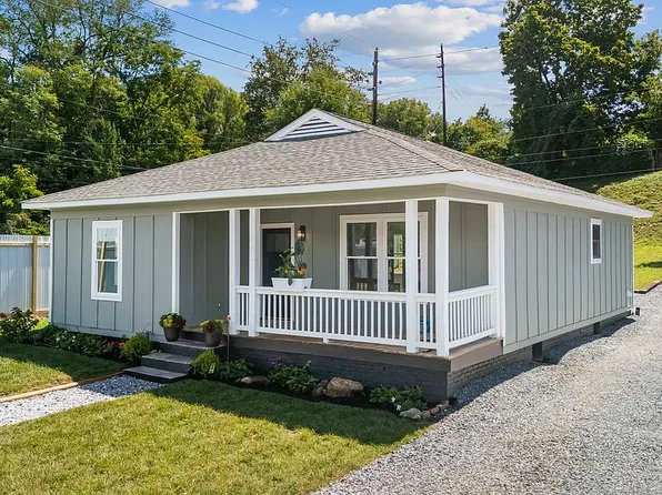 156 Edwards Ave, Swannanoa, NC 28778