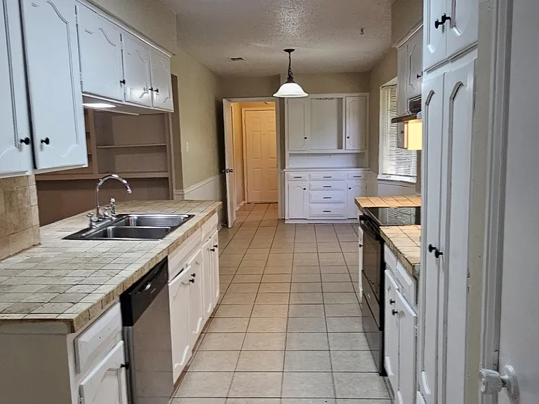 626 Little Creek Dr — Photo 8