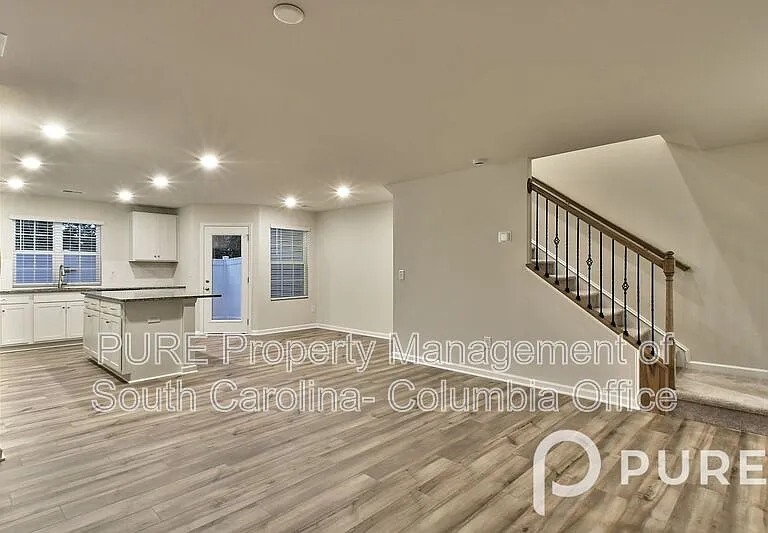 119A Triumph Ave — Photo 23