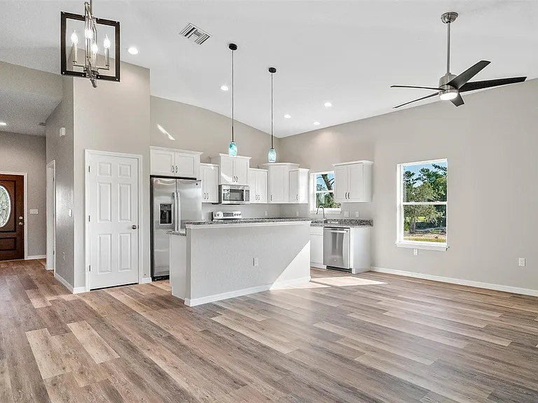 224 Cessna Way NW — Photo 22