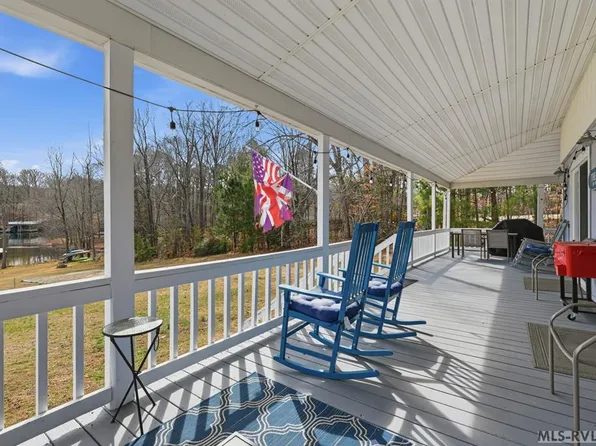 116 S Triton Dr, Littleton, NC 27850