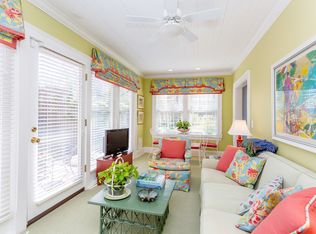 428 Westwood Dr, Chapel Hill, NC 27516