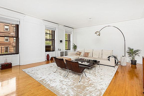 4th image of 26 E 81st St APT 3S