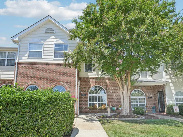 2101 Piney Brook Rd Unit 102, Raleigh, NC 27614