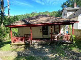 839 15th St, Franklin, PA 16323