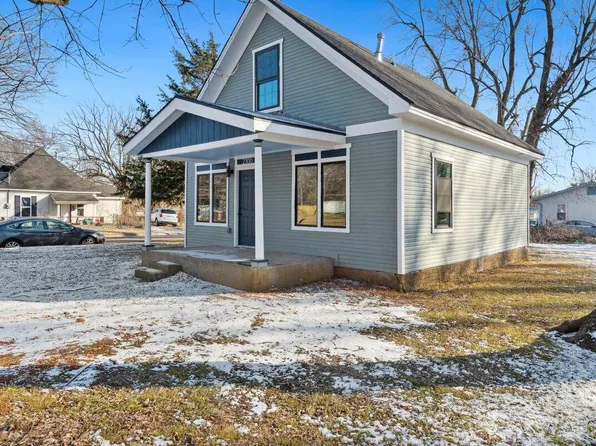 2300 W Calhoun Street, Springfield, MO 65802
