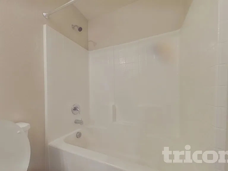 405 Falling Star Dr — Photo 13