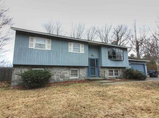 34 Obrien Dr, South Burlington, VT 05403
