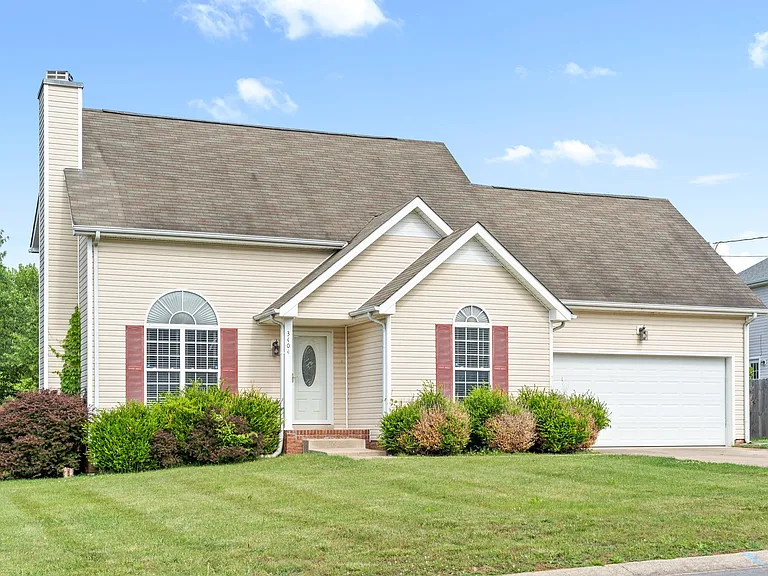 3404 Dresden Way — Photo 1
