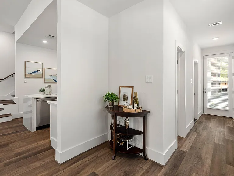 7504 Carver Rd #B — Photo 7