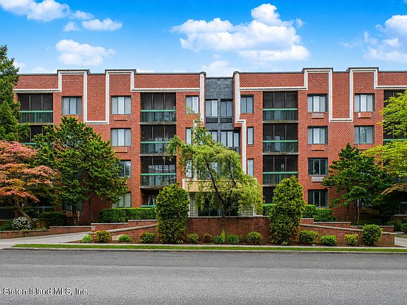 2nd image of 41 Wellington Ct APT 3G