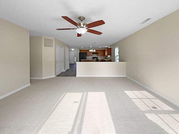 3rd image of 5847 Blair Pl