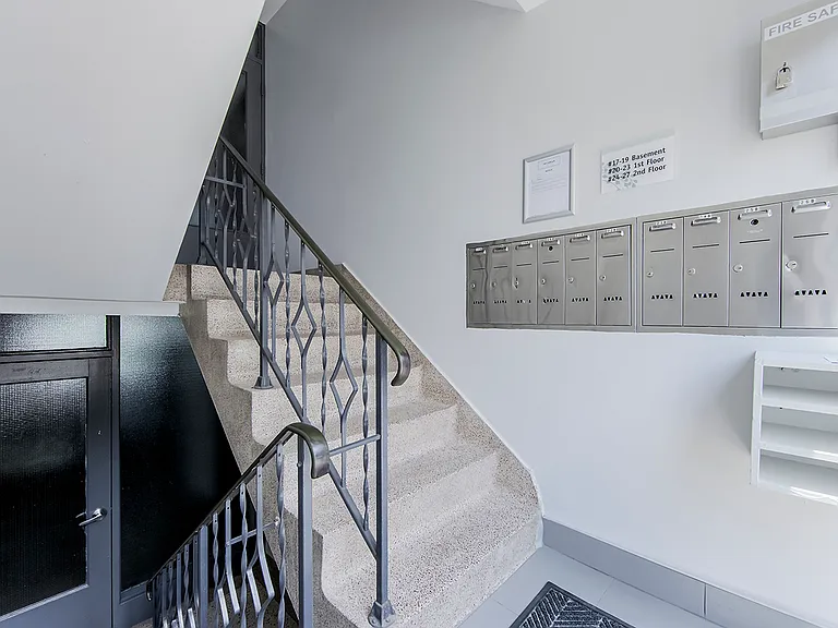368 Luella St #3-368A — Photo 7