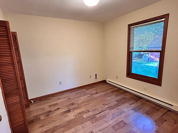 2nd image of 50 N Whitney St APT 3