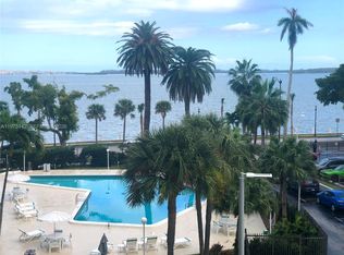 Brickell Bay, Miami, FL 33131