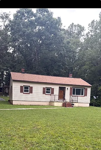 4130 Cedar Plains Rd Photo 1