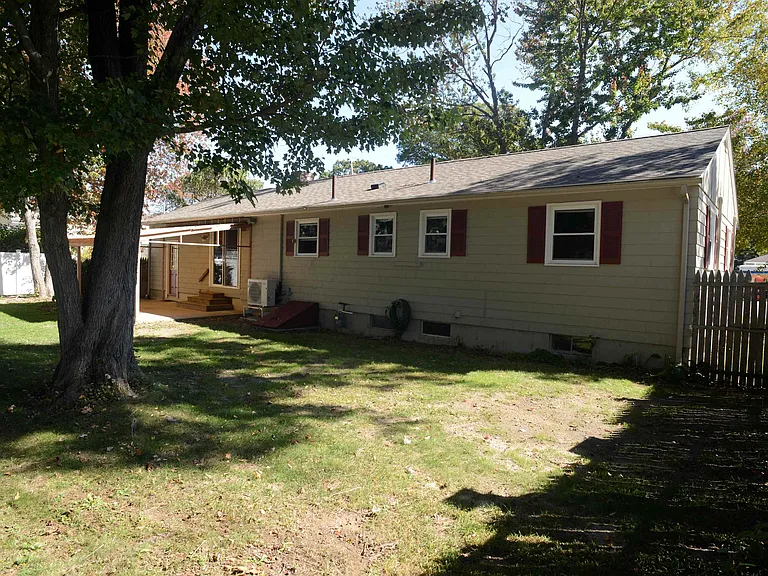 311 McKinley Rd — Photo 9