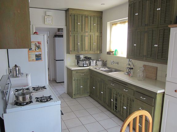 Kitchen and dinette