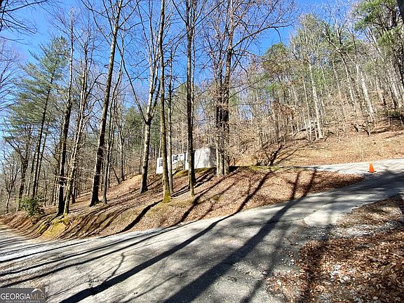 2nd image of 119 Cub Ln