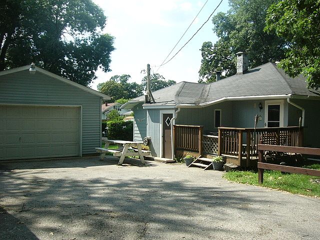 1st image of 42600 N Woodbine Ave