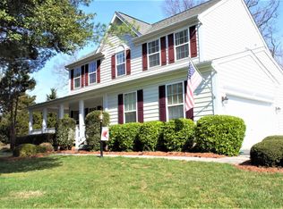 7900 Meadowgate Dr, Manassas, VA