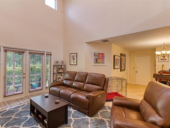 5th image of 11415 Lakeview Dr #2-D