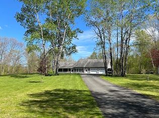 290 Woods Rd, Barre, MA 01005