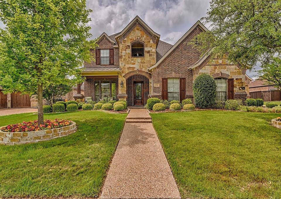 1st image of 406 Lismore Dr