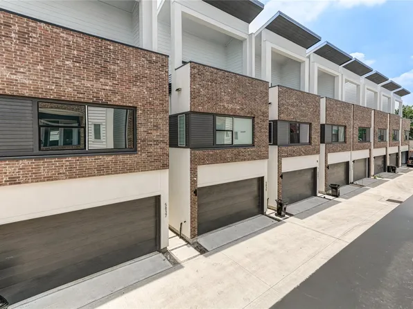 5831 Dolores St, Houston, TX 77057