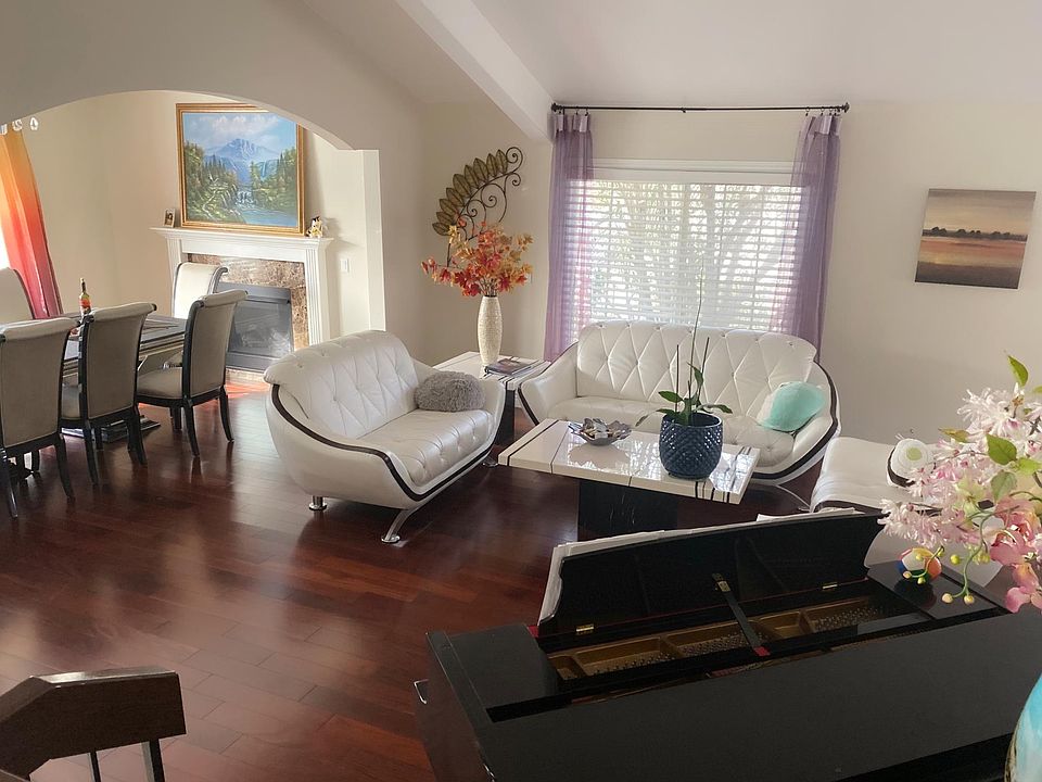 1st image of 45230 Parkmeadow Dr