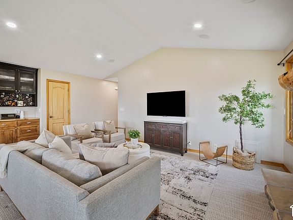 5th image of 2203 E Cedar Fort Dr N