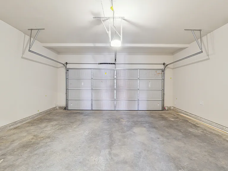 60 Briarwood Dr — Photo 28