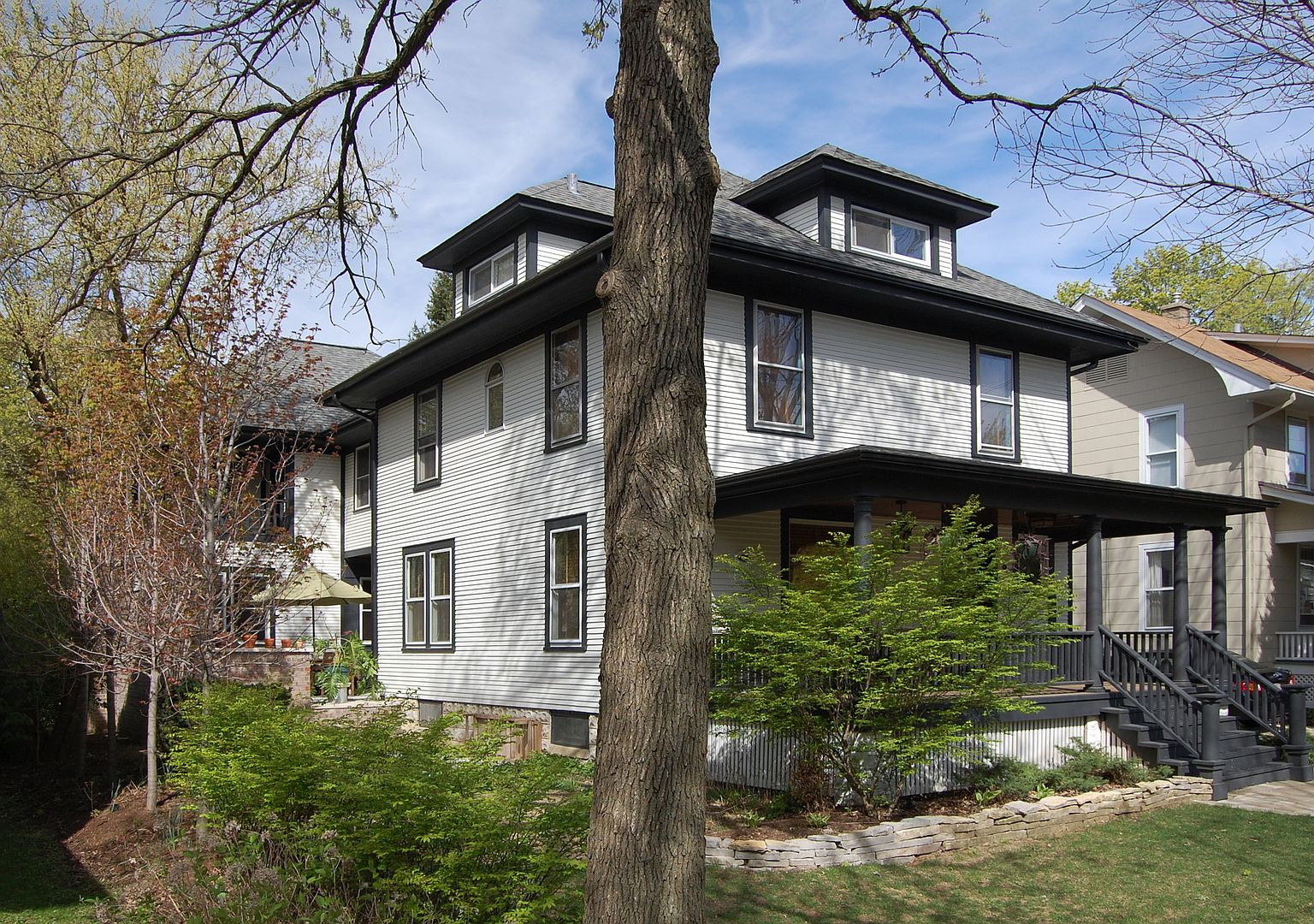 9 S Columbia St, Naperville, IL 60540 Zillow