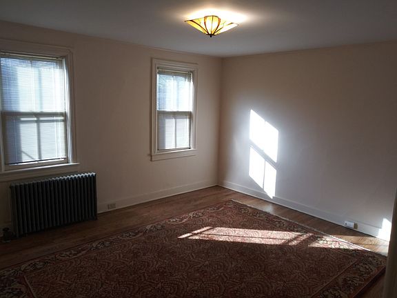 5th image of 12 Charlton St