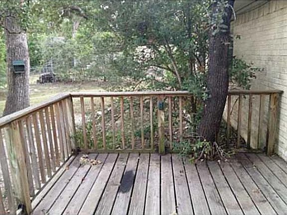 2nd image of 904 Val Verde Dr
