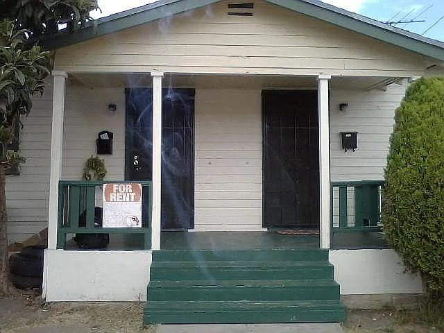 Birch Ave