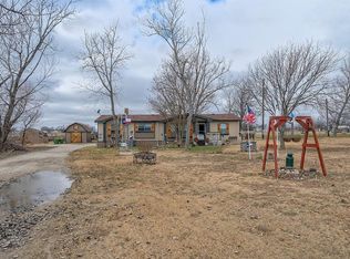 1963 Bowie St, Sanger, TX 76266