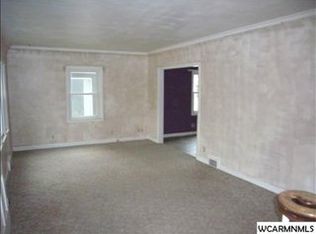 330 3rd St, Tracy, MN 56175