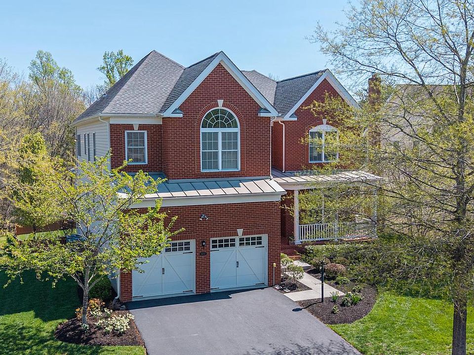 1st image of 5800 Waterloo Bridge Cir