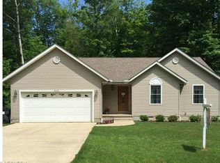 2026 S Park Ln, Rock Creek, OH