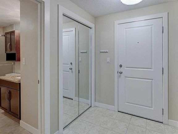 2nd image of 16 SE Varsity Estates Cir NW #206