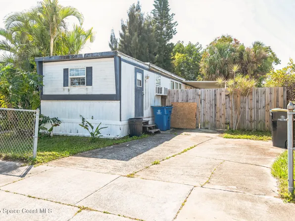 2532 Chatham Way NE, Palm Bay, FL 32905