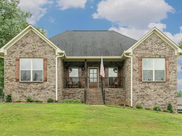 907 Ginger Ln, Odenville, AL 35120
