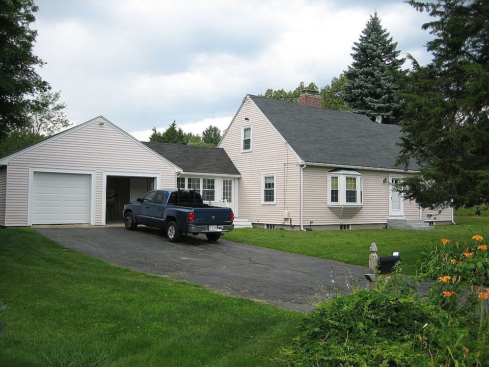 2nd image of 640 Chestnut St