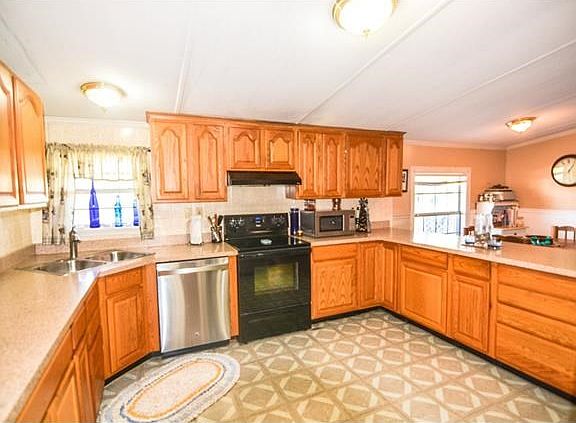 4th image of 119 Whispering Oak Dr
