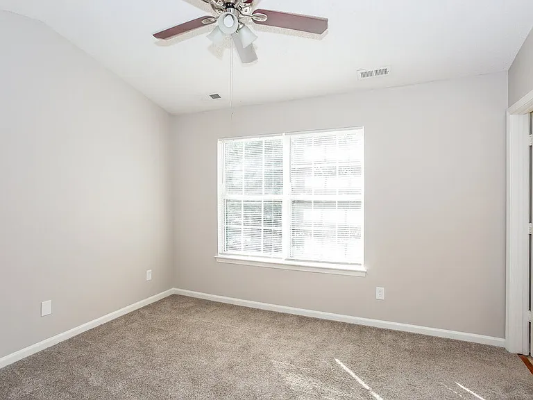 1431 Nature Pl — Photo 8