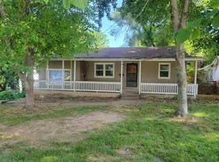 2507 E Cherry St, Springfield, MO 65802